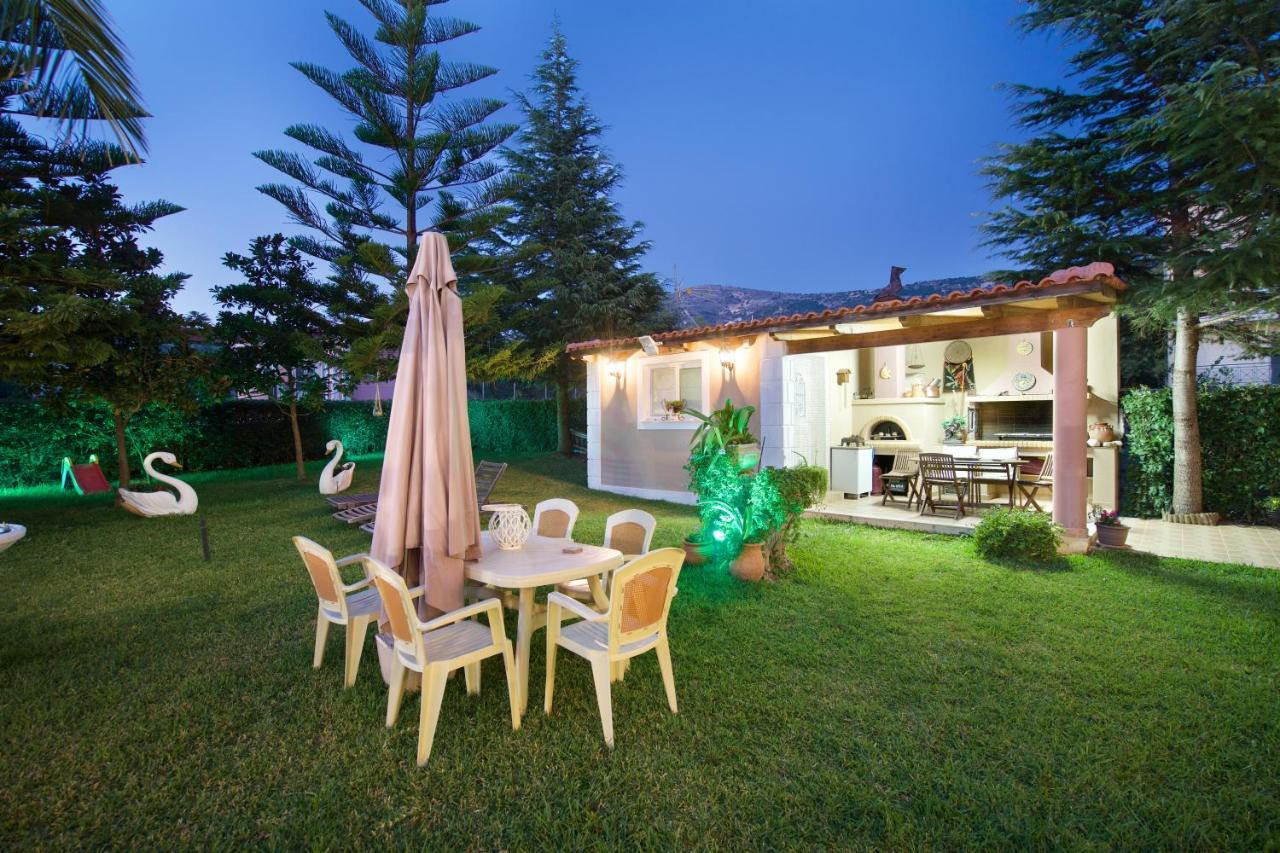 Madalena'S Apartment Razata ภายนอก รูปภาพ